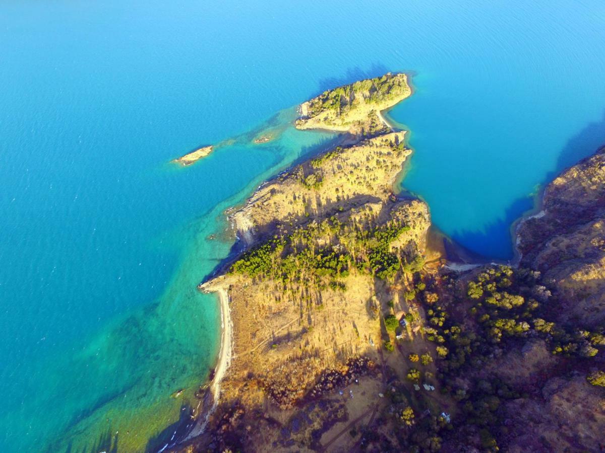 Penzion Peninsula Bahia Catalina Puerto Guadal Exteriér fotografie